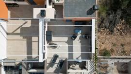 Top floor apartment